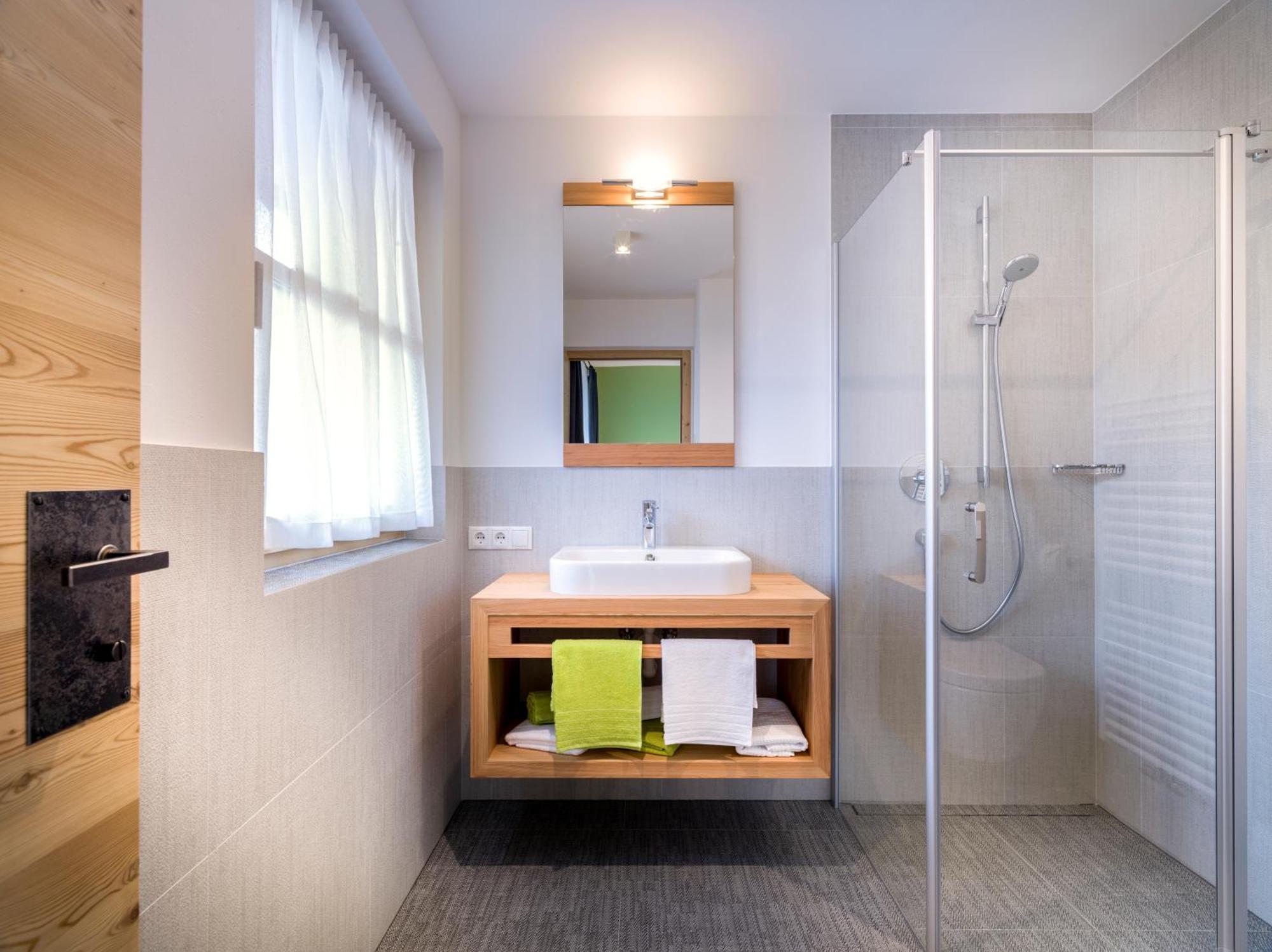 Altmessnerhof Apartment Dobbiaco Ngoại thất bức ảnh