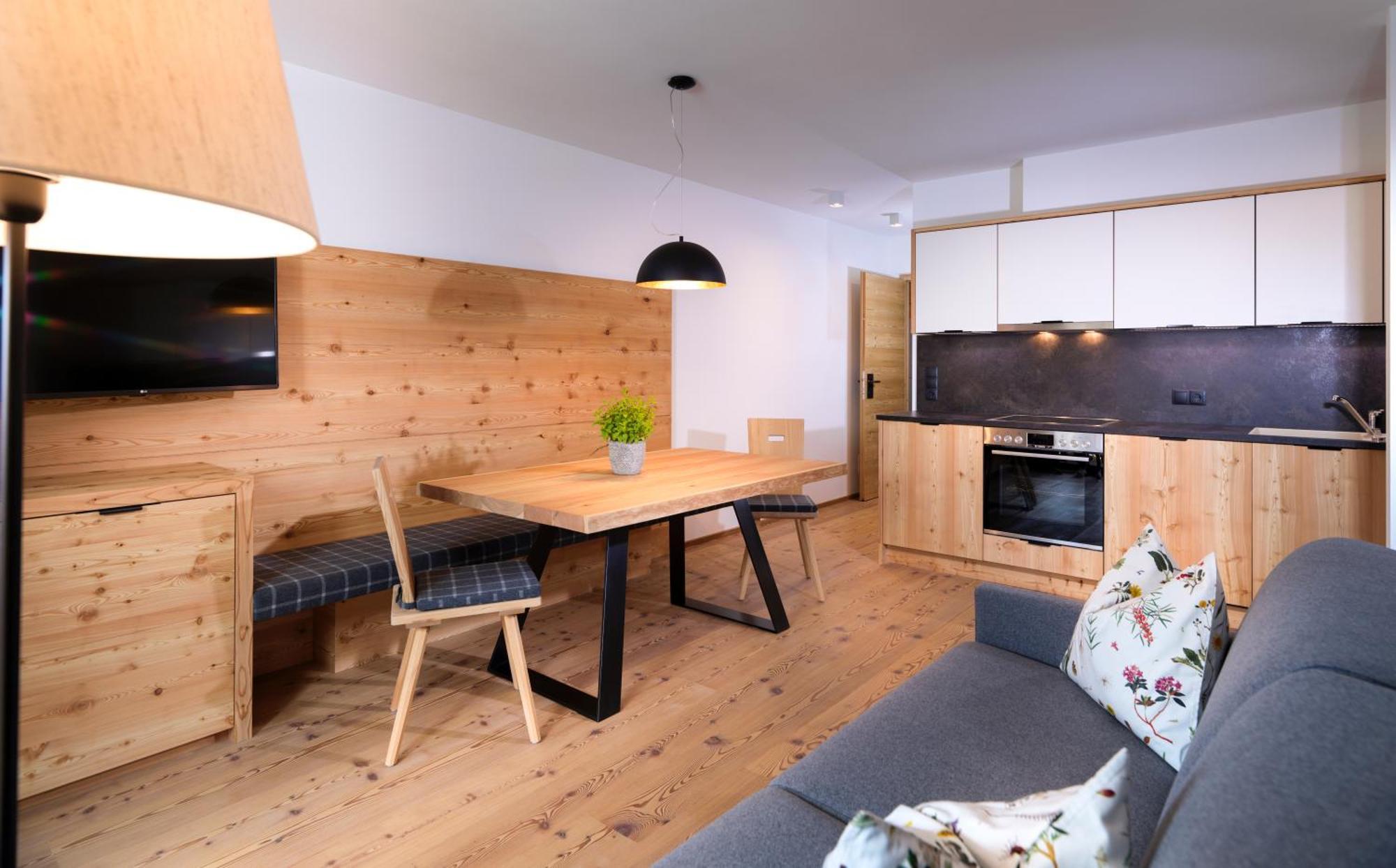 Altmessnerhof Apartment Dobbiaco Ngoại thất bức ảnh